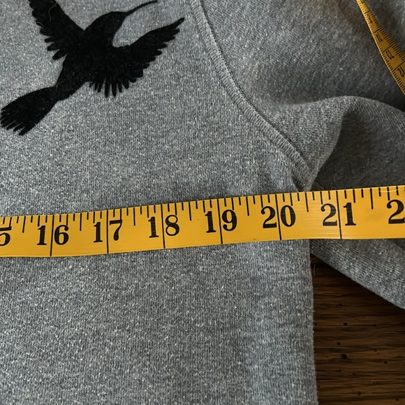 Cirque Du Soleil sweatshirt size XS - Picture 3 of 4